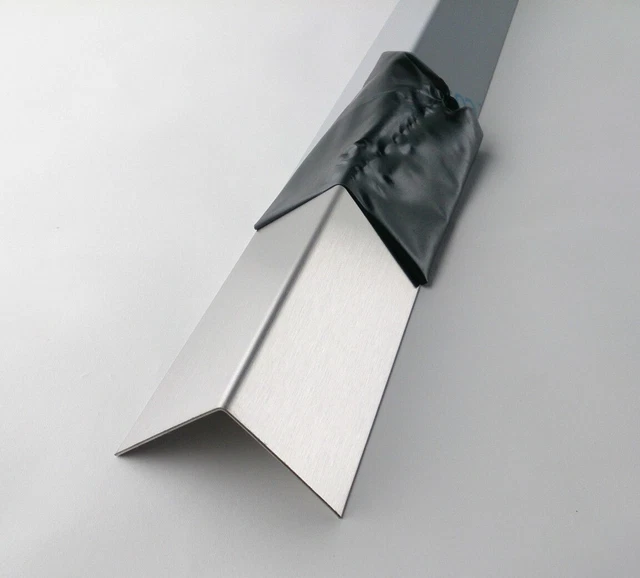 Angle 1 + 1,5 +2 +3 +4 +5 +6 Aluminium Brut Aluminium Nature 1,5m Inégale
