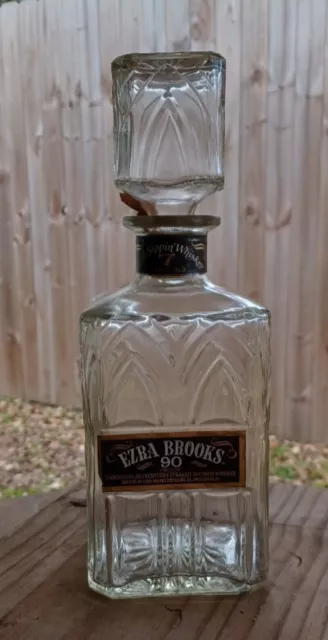 Ezra Brooks Real Sippin' Whiskey 7 years old Decanter