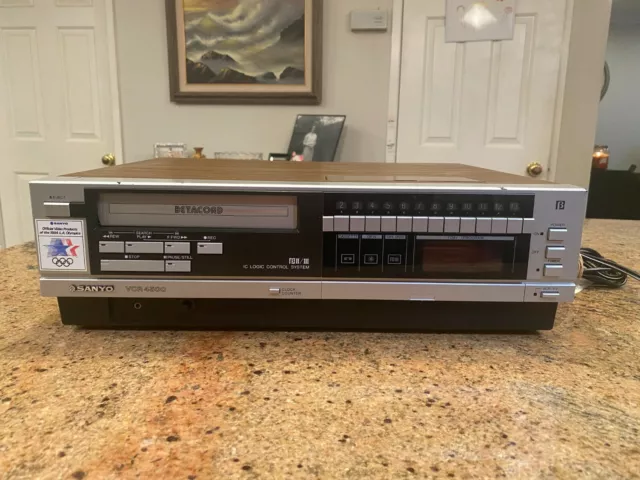 Sanyo VCR 4500 Betacord Color Video Cassette Recorder Parts READ