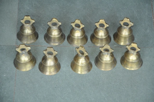 ANCIEN ENCRIER EN bronze ou laiton décor de coqs D base 16 cm TBE EUR