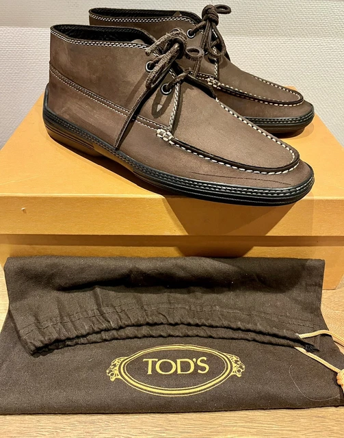 Chaussures Tod's Gommino Driving Shoes En Daim Marron - Pointure 41 EU - Occasion - Boots Chukka