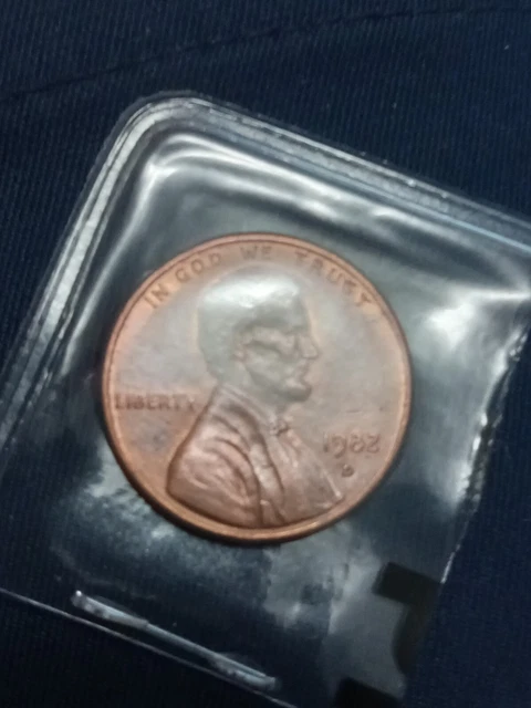 1982 D mint mark small date lincoln penny zinc 2.5 grams