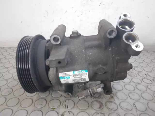 14440 Compressore aria condizionata Renault Clio 1.5 Dci dal 2005 al 2013 III se