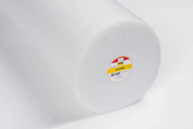 Lightweight Medium Loft Fusible Fleece Batting Wadding H640 Iron on White. 90 cm