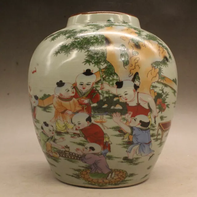 Boutique Chinese Famille Rose Porcelain Hand Painted Children Play Pot S569