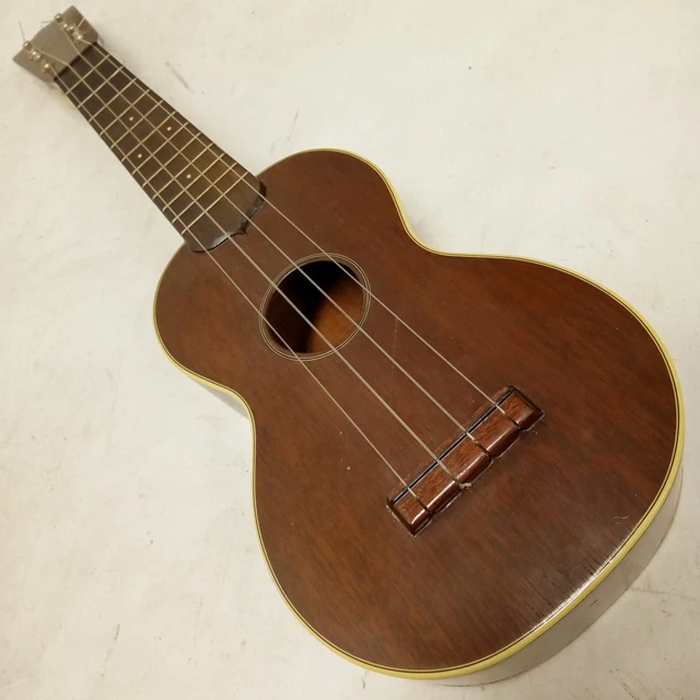 Martin Soprano Style 2 Ukulélé Vintage 1956-1961 Acajou Bonus + Étui / Pied /