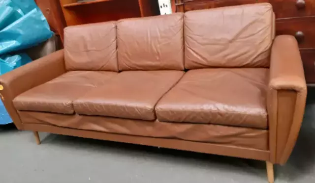 Vintage retro Mid Century 60s Danish brown leather sofa couch 3 seater 2