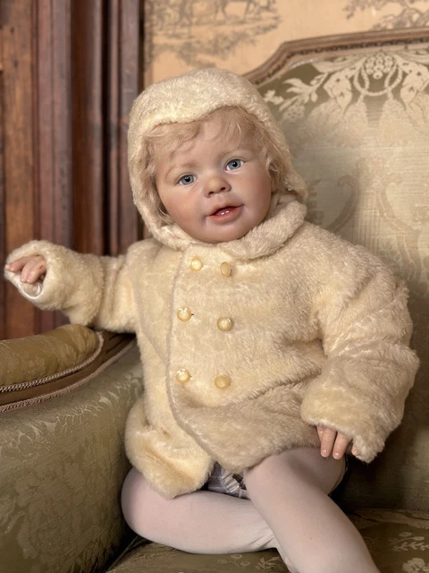 Manteau/robe en laine pour bébé/poupée de l'époque