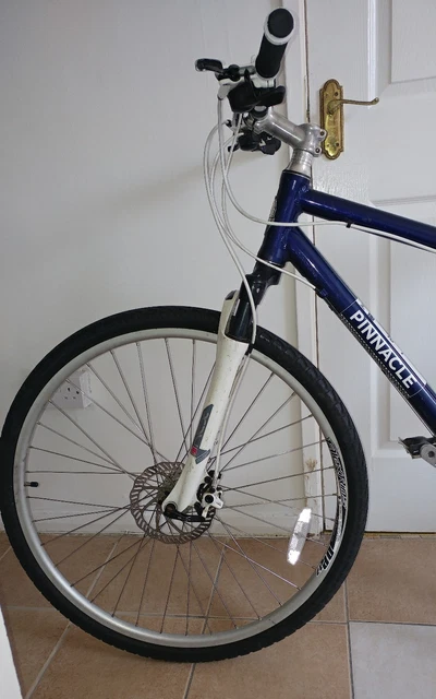 PINNACLE HYBRID COBALT 700C Medium 47cm Blue white Evans