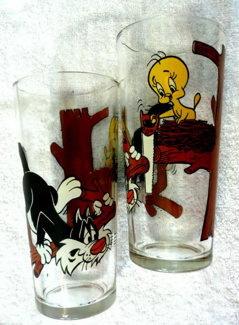 2 Vintage 1976 Pepsi Looney Tunes Drinking Glasses Sylvester Cat