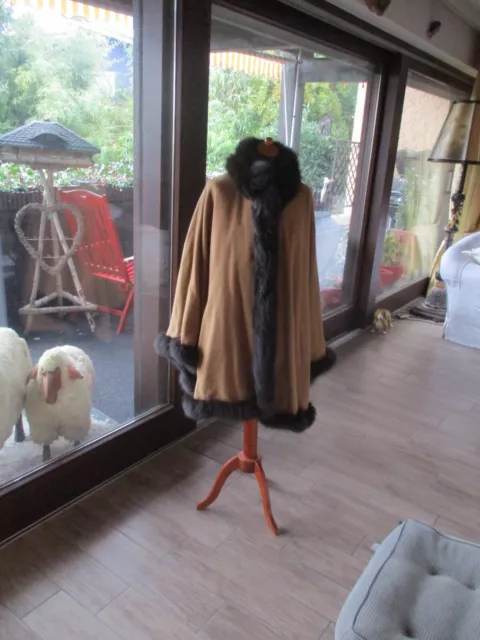 Cashmere  Calw Cape mit Blaufuchs TOP!!!