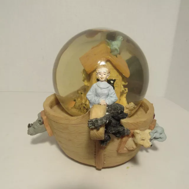 NOAH'S ARK MUSICAL SNOW GLOBE, Water-filled & Glitter. Talk To The Animals Theme 3