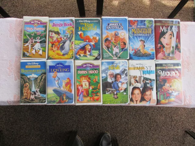 Lot of 12 Disney VHS White Clam Shell JUNGLE BOOK/Robin Hood/Mulan/Lion King/etc