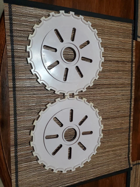 C17-24 Lustran IH Planter Parts - set of two