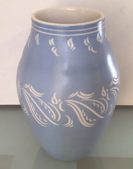 Vintage Pearsons of Chesterfield Sgraffito Hand Thrown Vase Blue