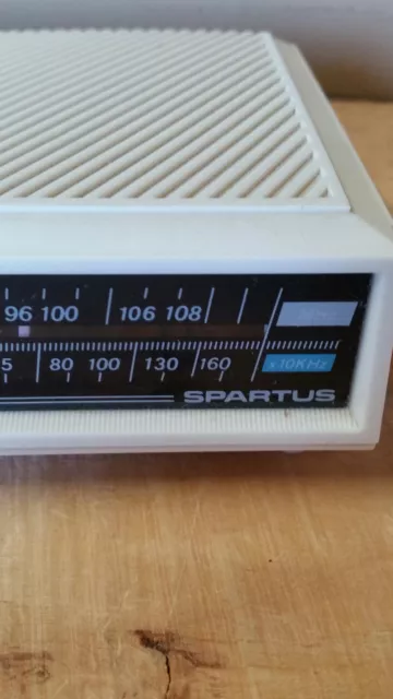 Ancienne radio vintage Spartus am-fm 2