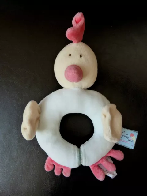 25 - DOUDOU HOCHET JACADI LES COMPTINES POULE coq bille grelot blanc rose jaune