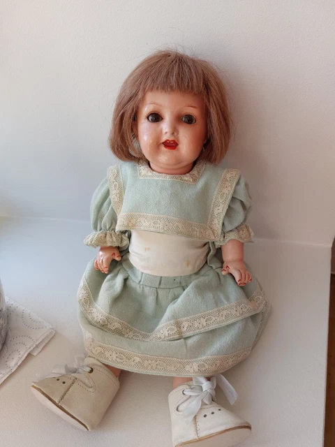 Panenka mignonette 23cm Heubach Köppelsdorf zavírací oči biskvit