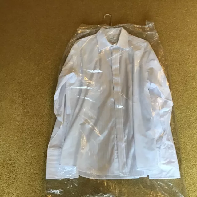 Mens Ex Hire White Standard  Collar Dress Shirt . Size 17/ 43 collar.