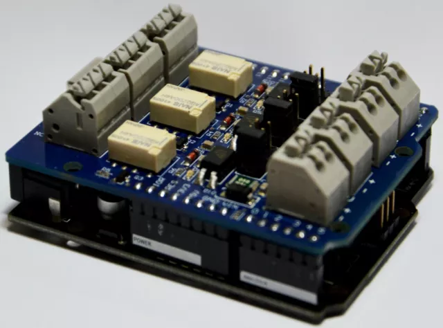 Arduino Shield Scheda Espansione 3 Input con fotoaccoppiatori, 3 Output con Relè