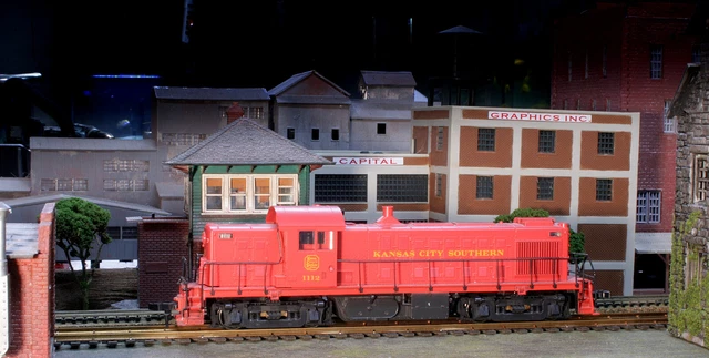 Ho Scale Diesel Locomotive Kato / Atlas 8114 Kansas City Southern Alco Rs-1