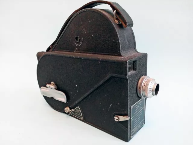 Cámara de cine Cine Kodak modelo E. 16 mm
