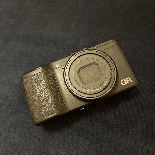 Ricoh Gr 16.2Mp Digital Compact Camera Black