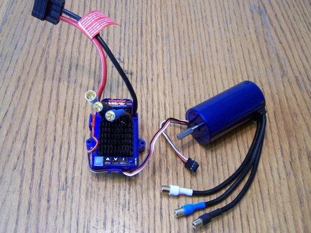 Regolatori di velocità, Comandi radio ed elettronici