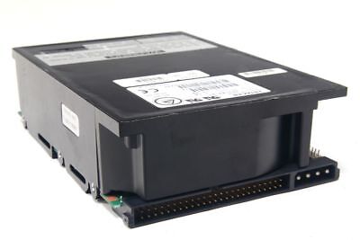 Hitachi Ultrastar Dk Séries 9.1GB 3.5 " HDD Ultra SCSI 50-Pin 5400rpm DK318H-91