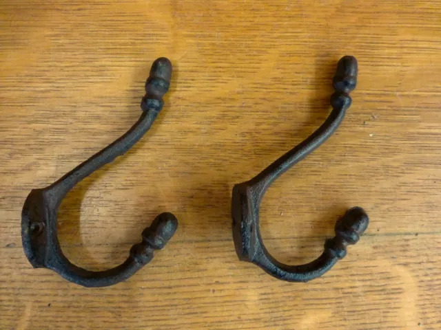 2 BROWN ANTIQUE-STYLE DOUBLE RING COAT HOOKS CAST IRON hat rustic wall hardware