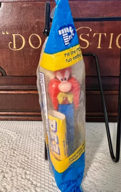 PEZ Candy Dispenser Yosemite Sam Looney Tunes ~ NEW With Candy Sealed