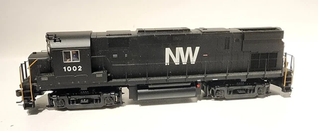 Atlas Classic HO Alco C-425 Locomotive  Norfolk &  Western #1002