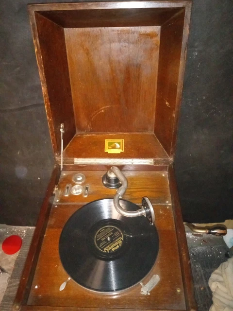 In 1920s GramPhone