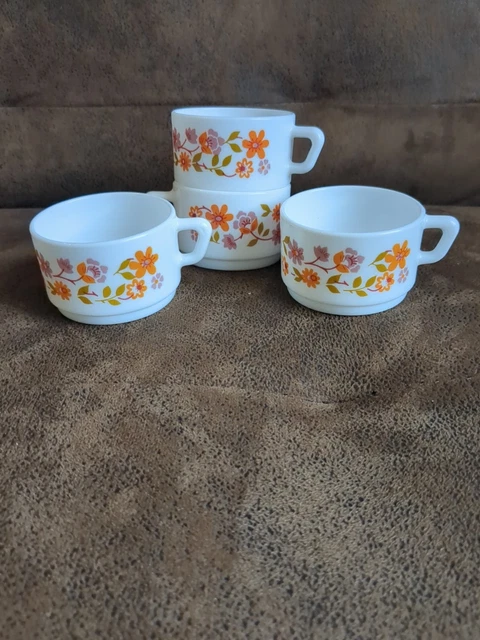 Lot De 3 Mugs Vintage ARCOPAL | Motif Fleurs Oranges Et Roses, Verre | Occasion, état Correct