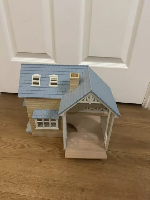 SYLVANIAN FAMILIES BLUE Roof House Bluebell Cottage Riverside