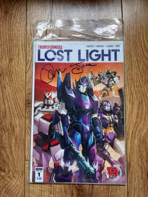 Transformers IDW Lost Light #1 Main Cover Signed James Roberts & Joana Lafuente