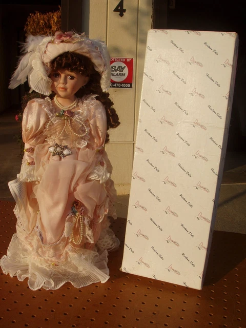 DUCK HOUSE LIMITED EDITION #2064 out of 15,000 ABILENE HEIRLOOM PORCELAIN DOLL