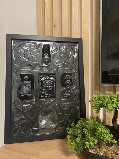 Jack Daniels Flasche im Rahmen