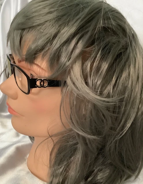 Vintage ans 80. Chic monture de lunettes  Chanel,couleur monture noire