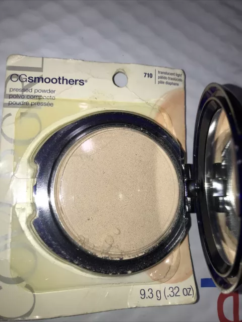 COVERGIRL CG Smoothers Pressed Powder 710 TRANSLUCENT LIGHT nip FLAW