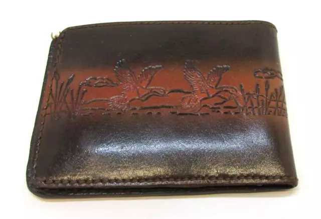 New Vintage Dakota Belt Co. Handcrafted Hand Tooled Fish Ducks Billfold Wallet