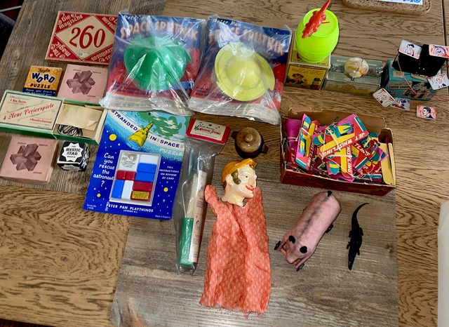 Lot De 100 Pièces De Bazar, Articles Divers, Neufs, Pour Création Ou Brocante