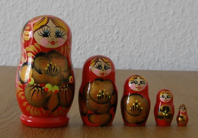 Matroschka! Babuschka. Matrjoschka! Matrioschka! 5 Holzpuppen! Advents Geschenk!