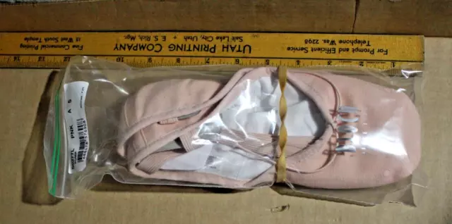 Pink BLOCH Pump Canvas Split Sole dance shoe brand new in box size 5 S0227L