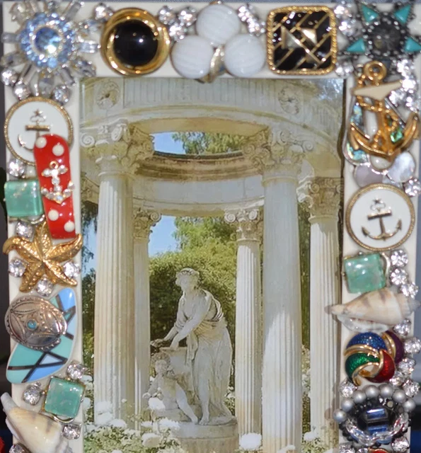 Jewelry Art Decorated  Picture Frame Rhinestone Pearls Shells And More 4X6 Photo