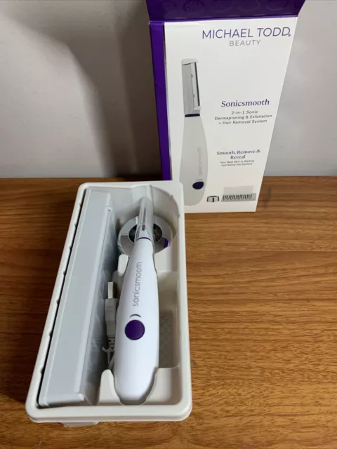 Michael Todd Beauty - Sonicsmooth - Dermaplaning Tool - 2 in 1 Women’s