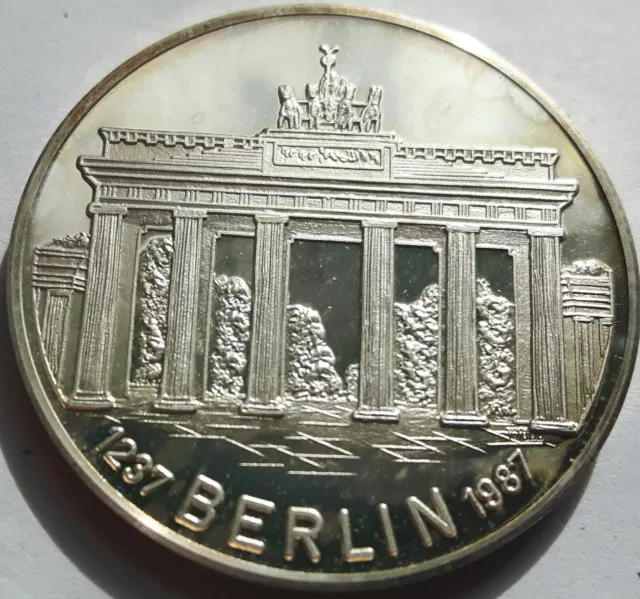 Silbermedaille 1987.: 750 Jahre Berlin - Brandenburger Tor, (A25),  PP.