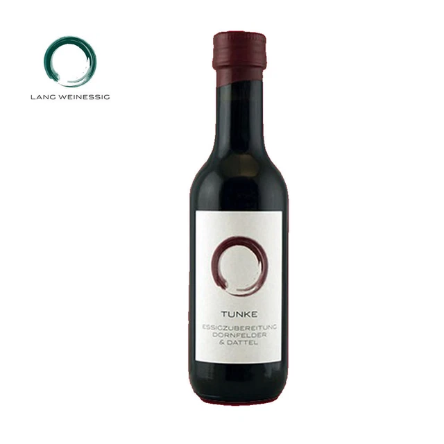 Tunke da Dornfelder e dattero da immergere, aceto di vino lungo