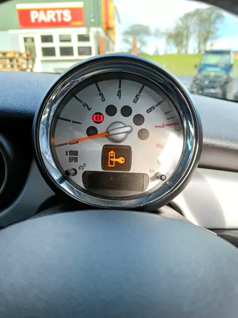 2007 Mini Cooper R56 1.6 Petrol Above Steering Wheel Rev Counter Tachmeter