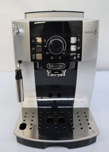 Delonghi Magnifica S Ecam21.116.sb Kaffeevollautomat Silber DE'LONGHI MAGNIFICA S ECAM 21.116.SB Kaffeevollautomat , silber/schwarz